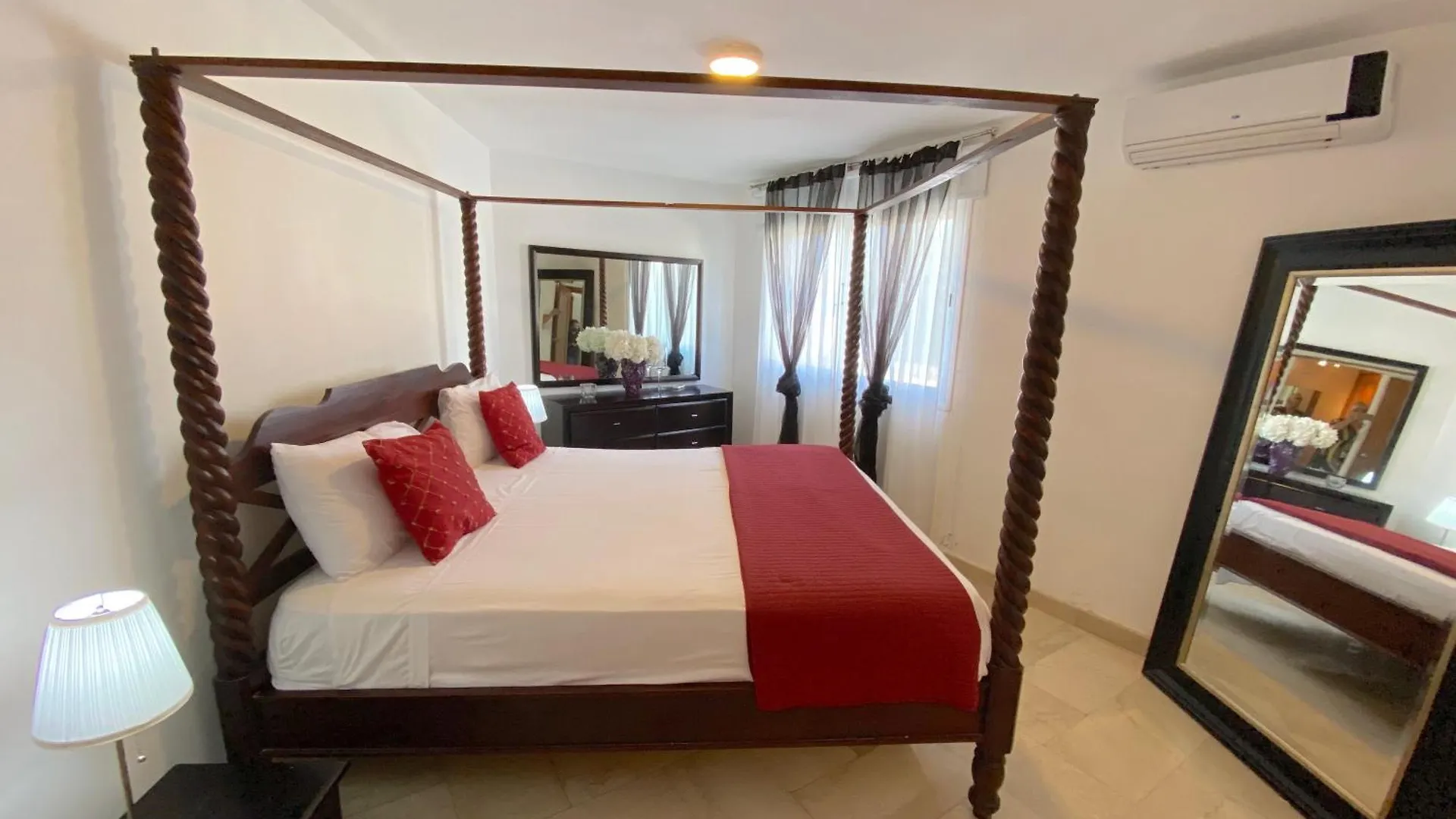Hotel Tropical Villas Playa Los Corales Punta Cana